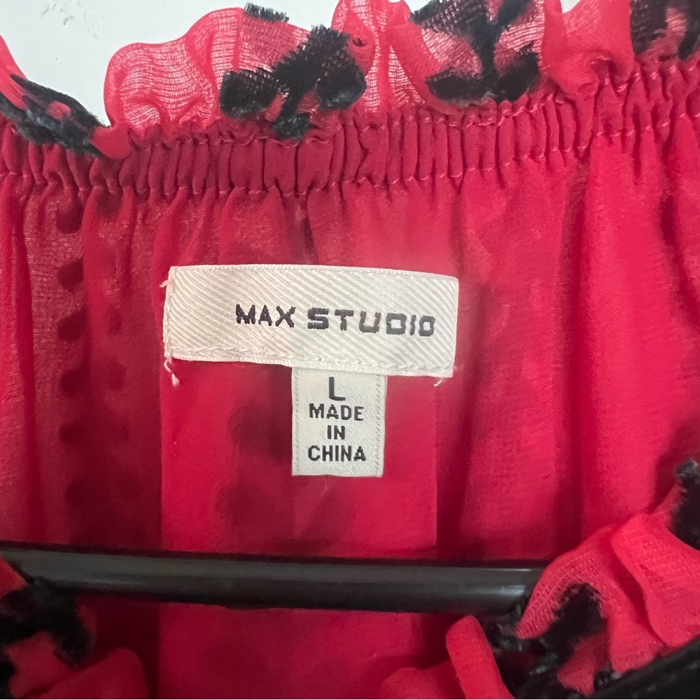 Max Studio Velvet Floral Blouse Size L - Picture 5 of 7